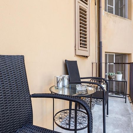 Ferienwohnung La Casa Di Gatsby Lusso In Pieno Centro Con Parcheggio Gorizia Exterior foto