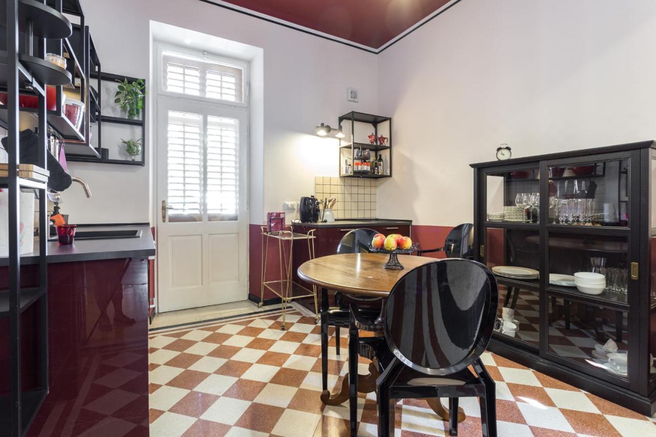 Ferienwohnung La Casa Di Gatsby Lusso In Pieno Centro Con Parcheggio Gorizia Exterior foto